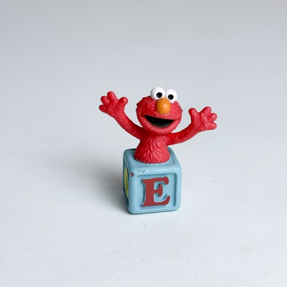 Tonies Sesame Street Elmo Songs Audio Play Figurine USED T60 - Picture 1 of 3